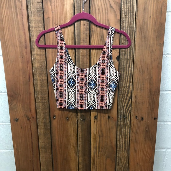 NWT Forever 21 size small crop top tribal - Picture 2 of 5